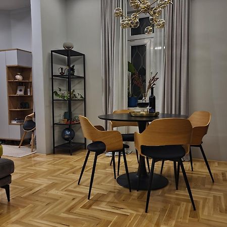 Secret Garden Apartment Zagreb Bagian luar foto