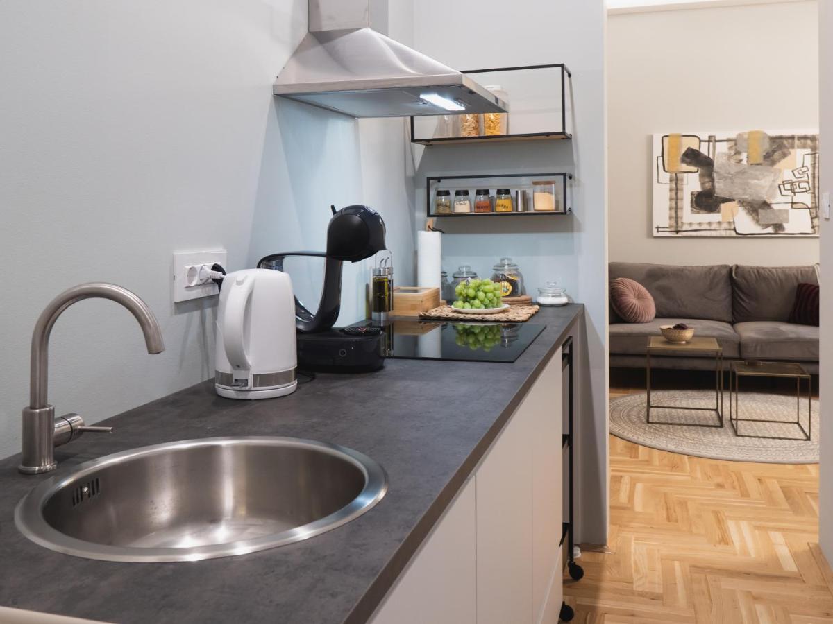 Secret Garden Apartment Zagreb Bagian luar foto